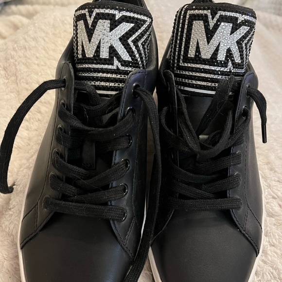 Michael Kors Sneakers - Picture 1 of 4
